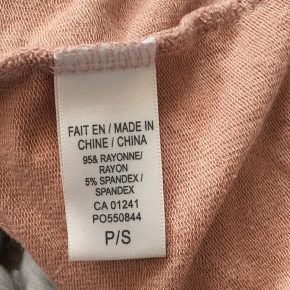 T-Shirt - Picture 4 of 4